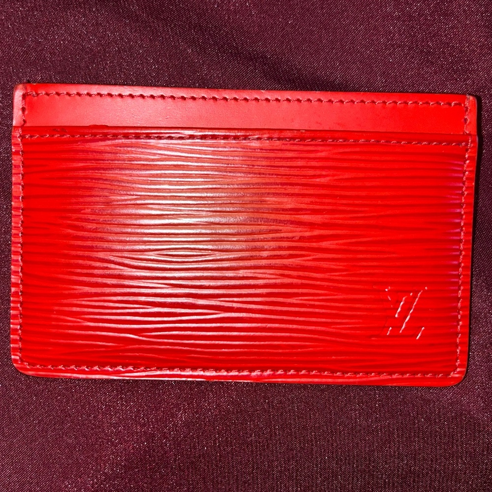 Pre-Owned Louis Vuitton Epi Red Card Holder